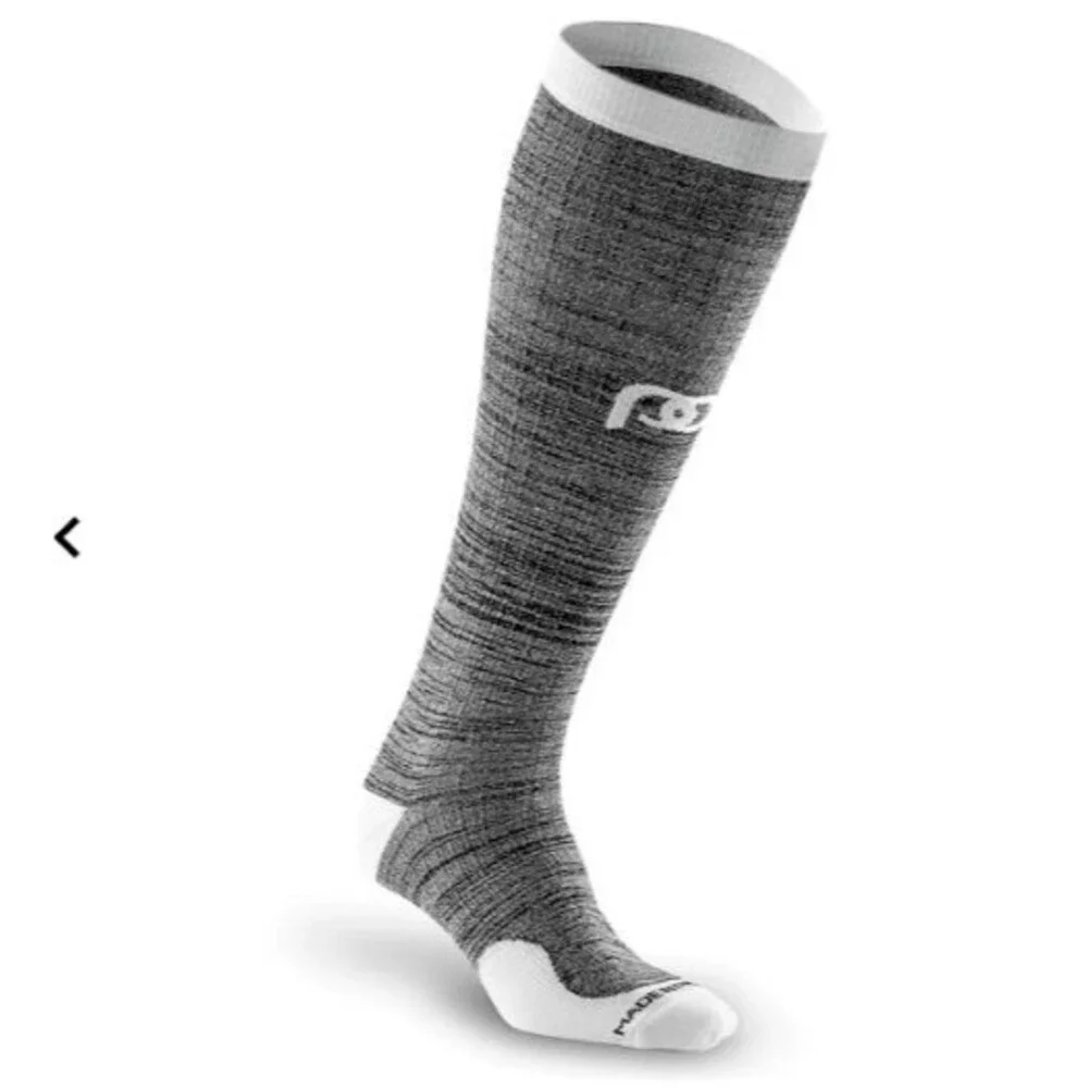 Womens NWOT Pro Compression Marathon Heather Slate Knee High Compression Socks